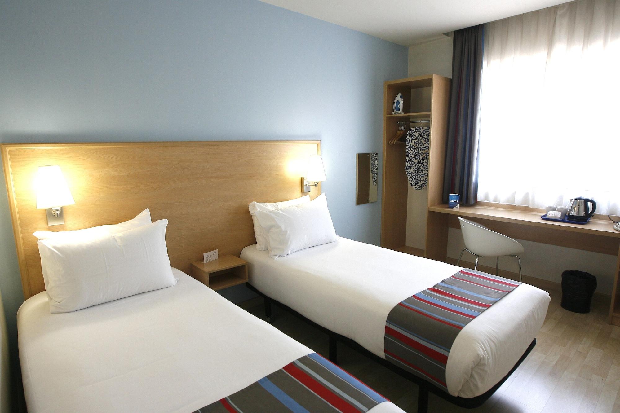 Travelodge Madrid Metropolitano Eksteriør bilde